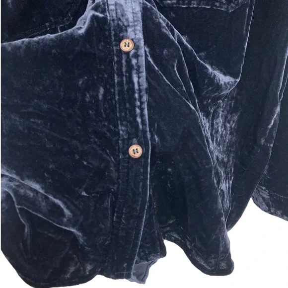 Democracy Royal Blue Velvet Button Down Blouse Top Sz.XL Rayon Pockets Retro - Picture 5 of 9